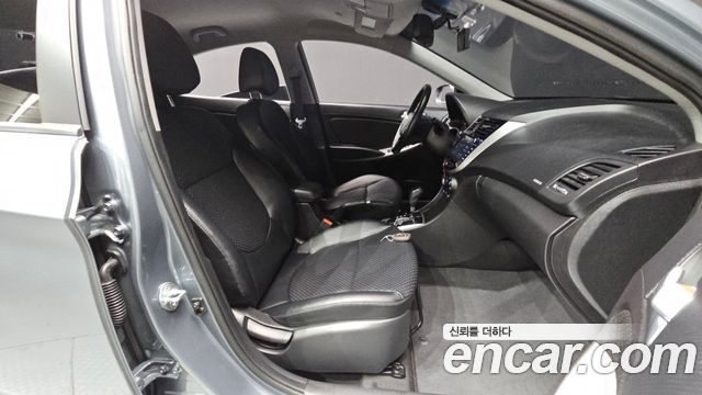 Hyundai Accent 2019 — photo 17