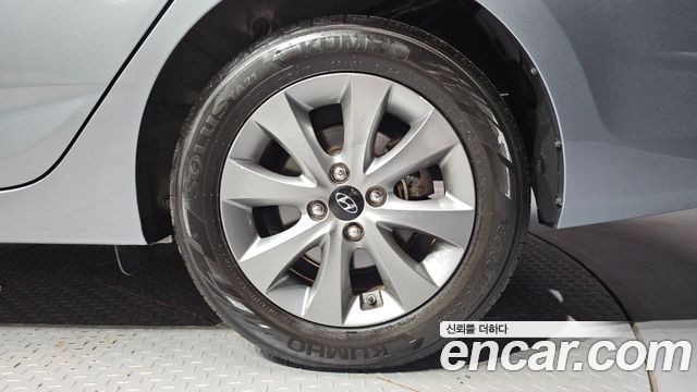 Hyundai Accent 2019 — photo 7