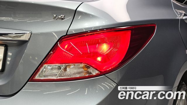 Hyundai Accent 2019 — photo 9