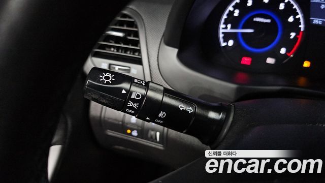 Hyundai Accent 2019 — photo 28