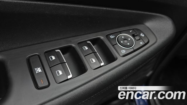 Hyundai Santafe 2020 — photo 28