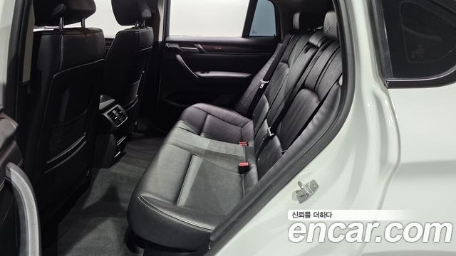BMW X4 2016 — photo 11