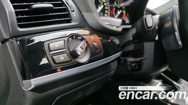 BMW X4 2016 — photo 12