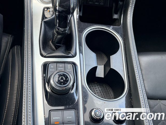 Nissan Maxima 2017 — photo 13