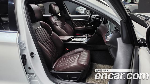 Genesis G70 2022 — photo 17