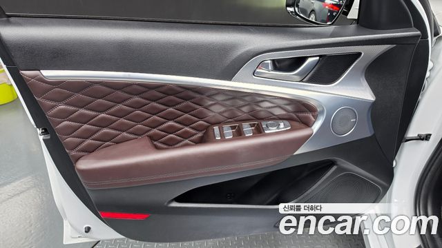 Genesis G70 2022 — photo 14
