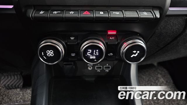 Renault Korea XM3 2020 — photo 25