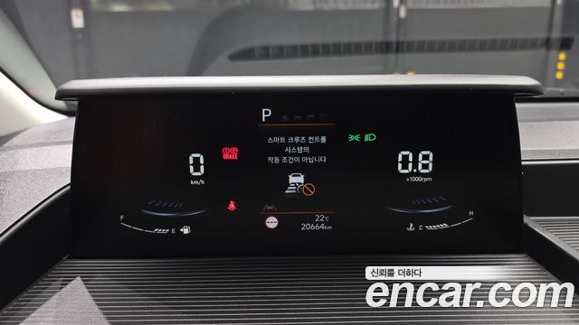 Hyundai Staria 2023 — photo 11