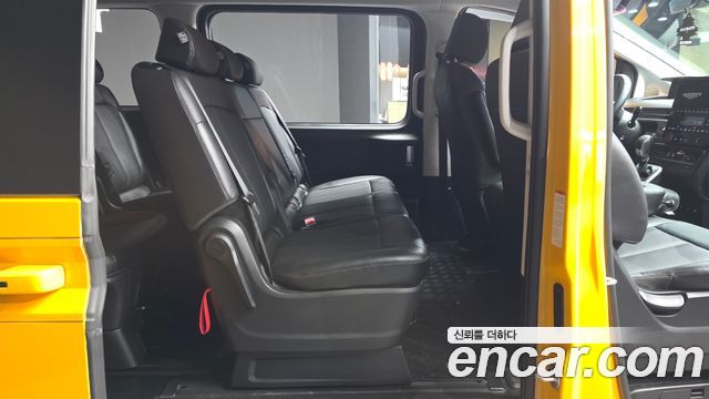 Hyundai Staria 2023 — photo 18