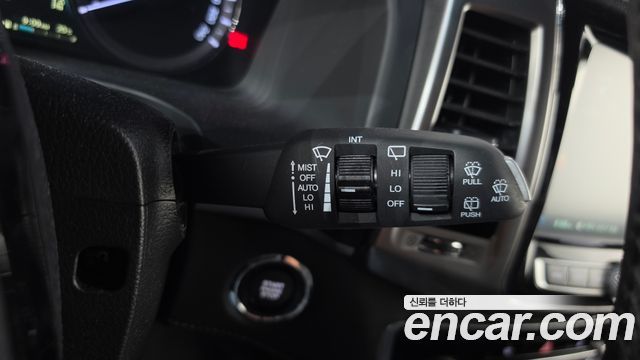 KG Mobility Rexton 2019 — photo 29