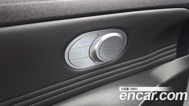 Hyundai AVANTE 2023 — photo 24