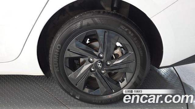Hyundai AVANTE 2023 — photo 7