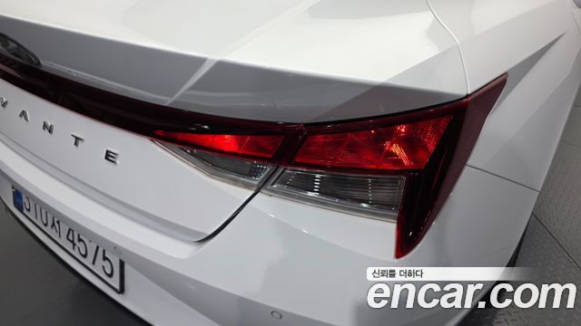 Hyundai AVANTE 2023 — photo 9