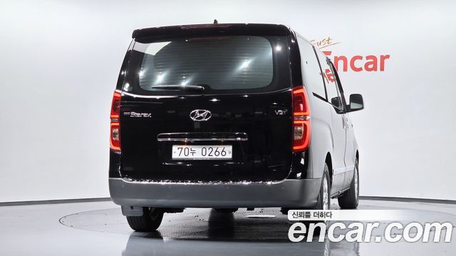 Hyundai Starex 2019 — photo 4