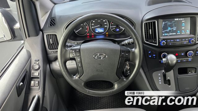Hyundai Starex 2019 — photo 19
