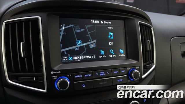 Hyundai Starex 2019 — photo 20