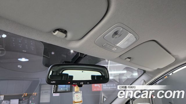 Hyundai Starex 2019 — photo 30
