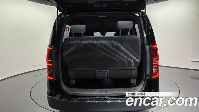 Hyundai Starex 2019 — photo 31