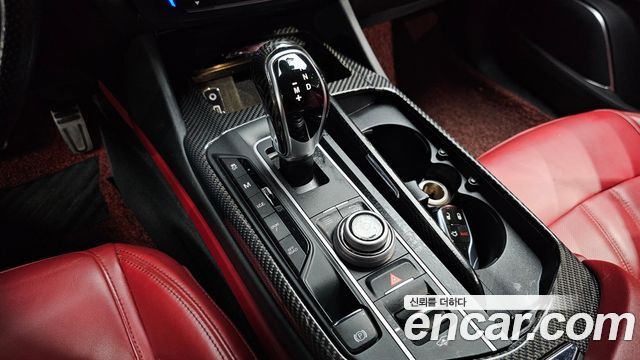 Maserati Levante 2018 — photo 12