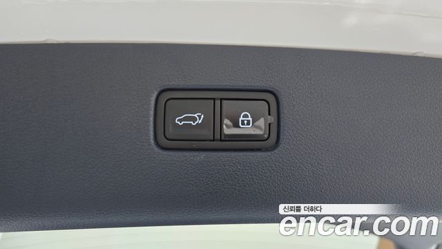 Genesis GV80 2020 — photo 22