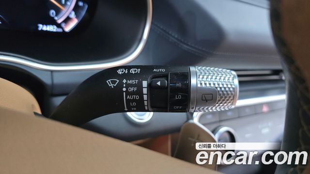 Genesis GV80 2020 — photo 29