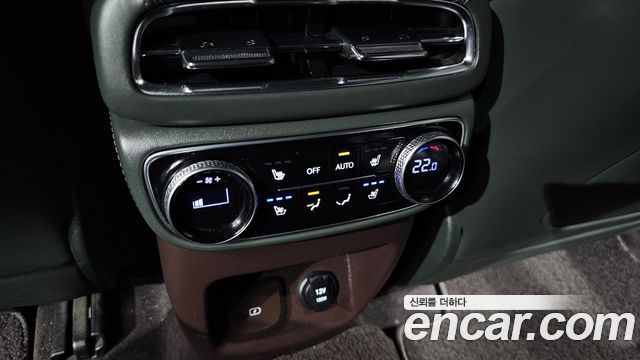 Genesis GV80 2021 — photo 25