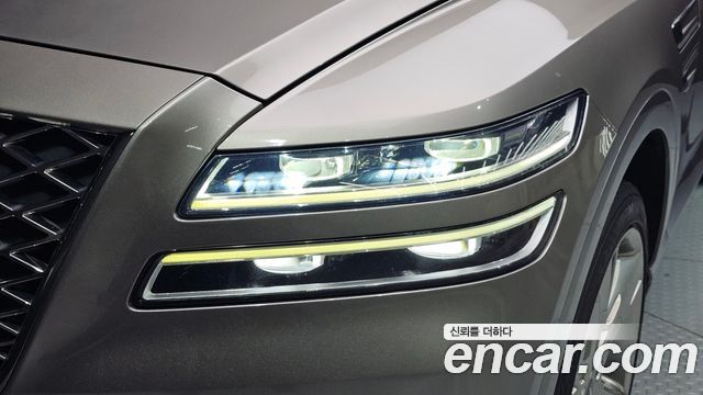 Genesis GV80 2021 — photo 8
