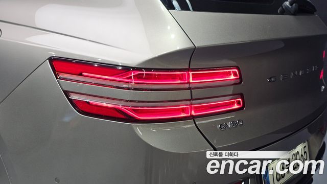 Genesis GV80 2021 — photo 9