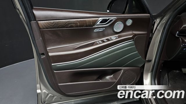 Genesis GV80 2021 — photo 14