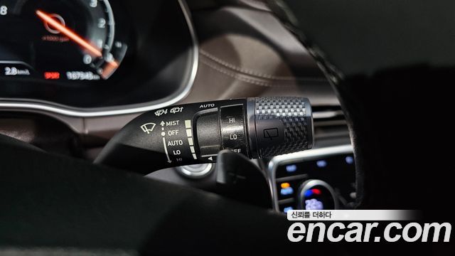 Genesis GV80 2021 — photo 28