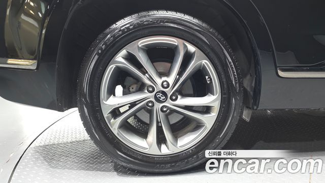 Hyundai Santafe 2019 — photo 5