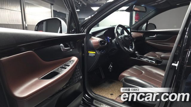 Hyundai Santafe 2019 — photo 13