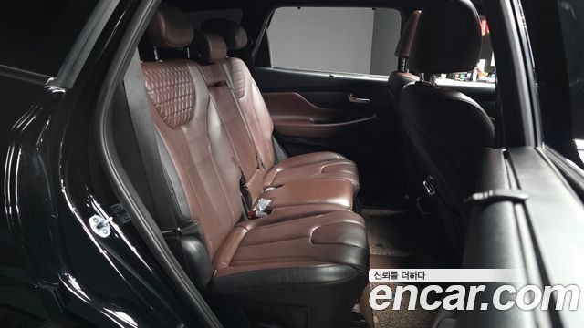 Hyundai Santafe 2019 — photo 18