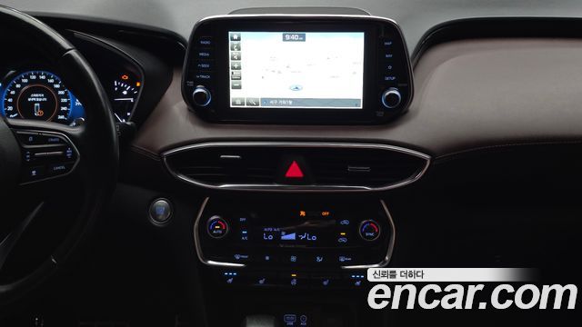 Hyundai Santafe 2019 — photo 20