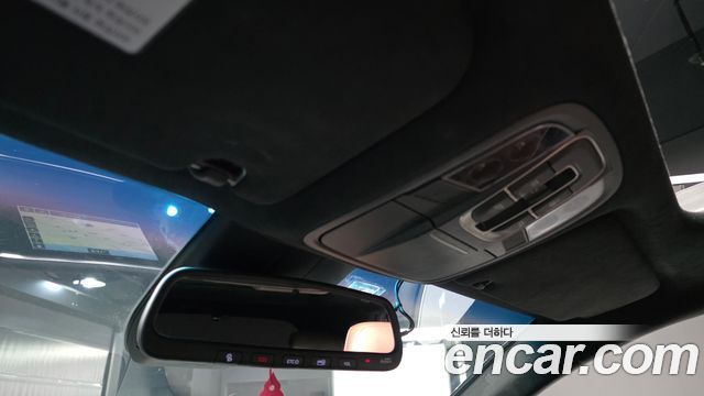 Hyundai Santafe 2019 — photo 23