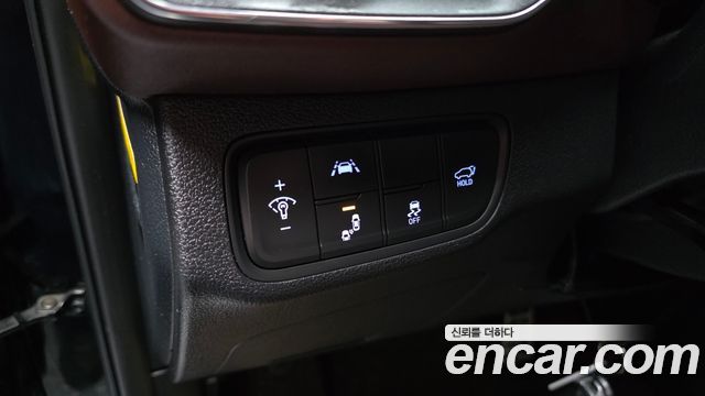 Hyundai Santafe 2019 — photo 24