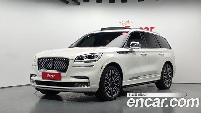Lincoln Aviator 2022 — photo 1