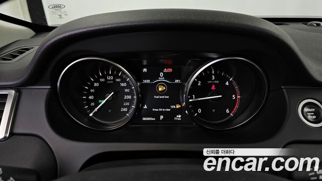 Land Rover Discovery Sport 2018 — photo 11