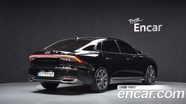 Hyundai Grandeur 2023 — photo 2
