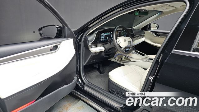 Hyundai Grandeur 2023 — photo 13