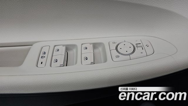 Hyundai Grandeur 2023 — photo 24