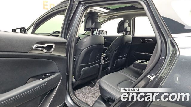 Kia Sportage 2022 — photo 11