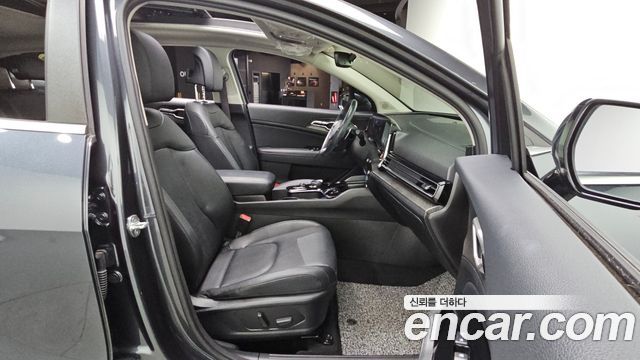 Kia Sportage 2022 — photo 12