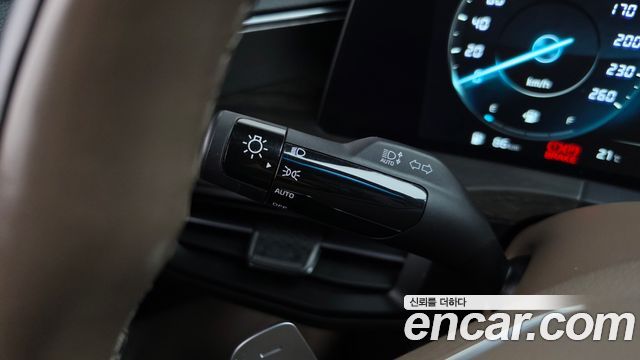 Kia K8 2022 — photo 27