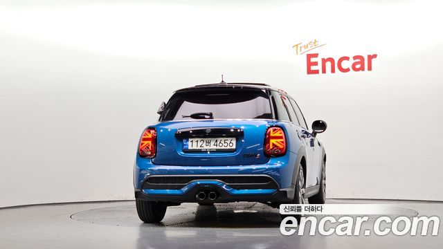 Mini Cooper 2022 — photo 4