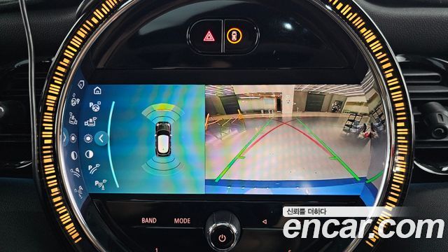 Mini Cooper 2022 — photo 16