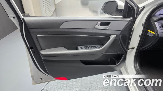 Hyundai Sonata 2016 — photo 14