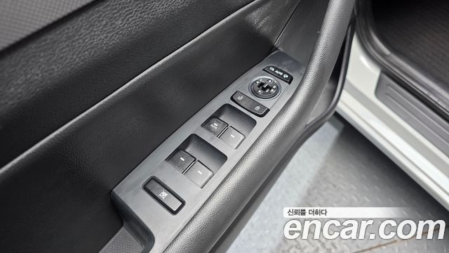Hyundai Sonata 2016 — photo 28