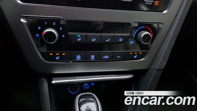 Hyundai Sonata 2016 — photo 30