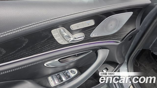 Mercedes-Benz CLS-Class 2022 — photo 26